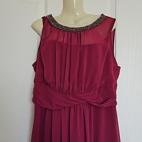 Yessica Women's Beaded Neckline Chiffon, Twisted Belt  Maxi Dress 12 Burgundy - Picture 2 of 16